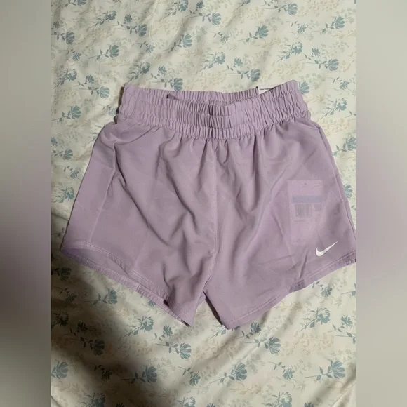 Nike Kids Light Purple Sports Shorts - Picture 2 of 5